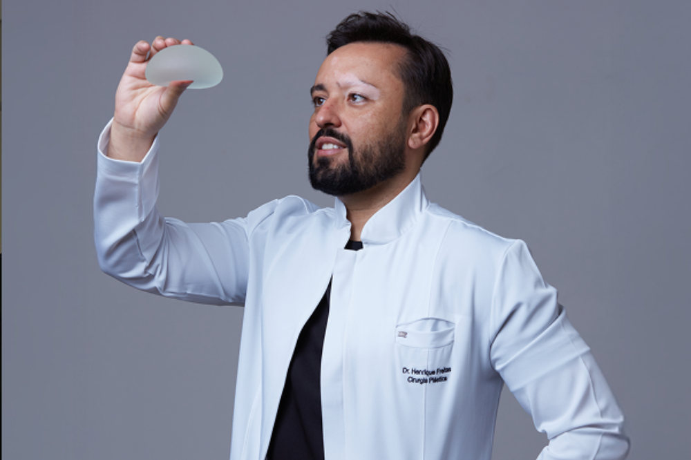 Mastopexia com ou sem Prótese: como saber qual cirurgia de mama é ideal para o seu corpo